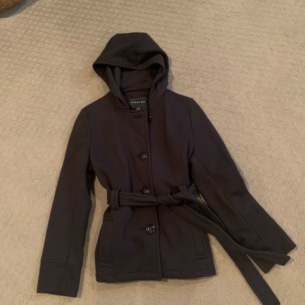Size med women’s coat. Material is soft, similar to a sweatshirt.